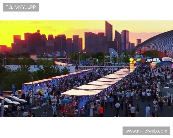 温州体育中心广场市集延长至午夜 推动体育消费成为城市新兴热点 温州体育中心广场市集延长至午夜 推动体育消费成为城市新兴热点