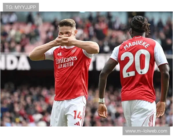 哲凯赖什大腿撞射破门，阿森纳新援渐入佳境